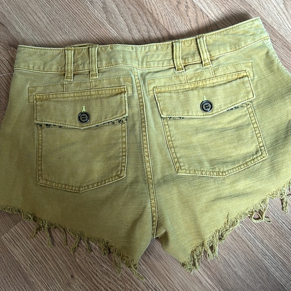 Shorts by Pilcro from Anthropologie - Picture 7 of 9
